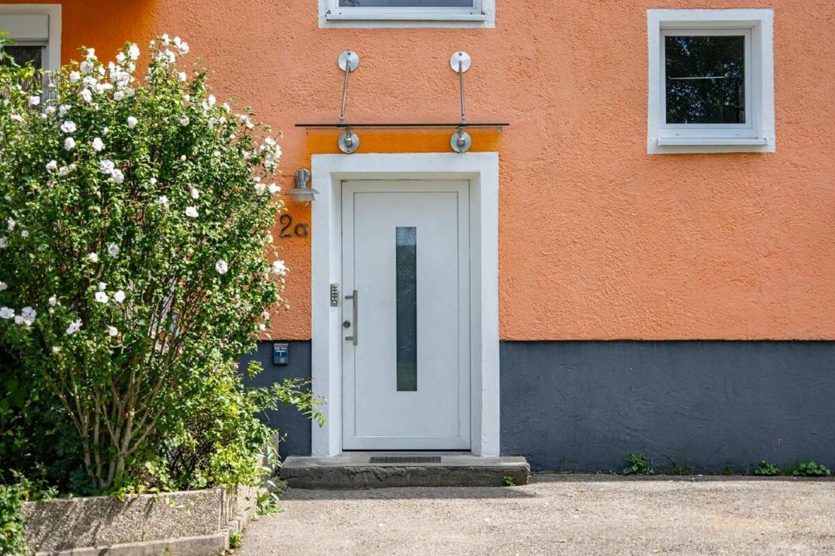 Yay - 65M2 Apartment Am Bahnhof - Smart Tv - Internet - Kaffee - Waschmaschine - Trockner Mühldorf Esterno foto