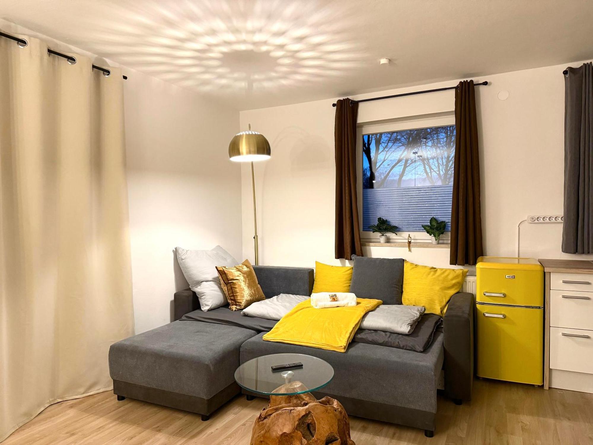 Yay - 65M2 Apartment Am Bahnhof - Smart Tv - Internet - Kaffee - Waschmaschine - Trockner Mühldorf Esterno foto
