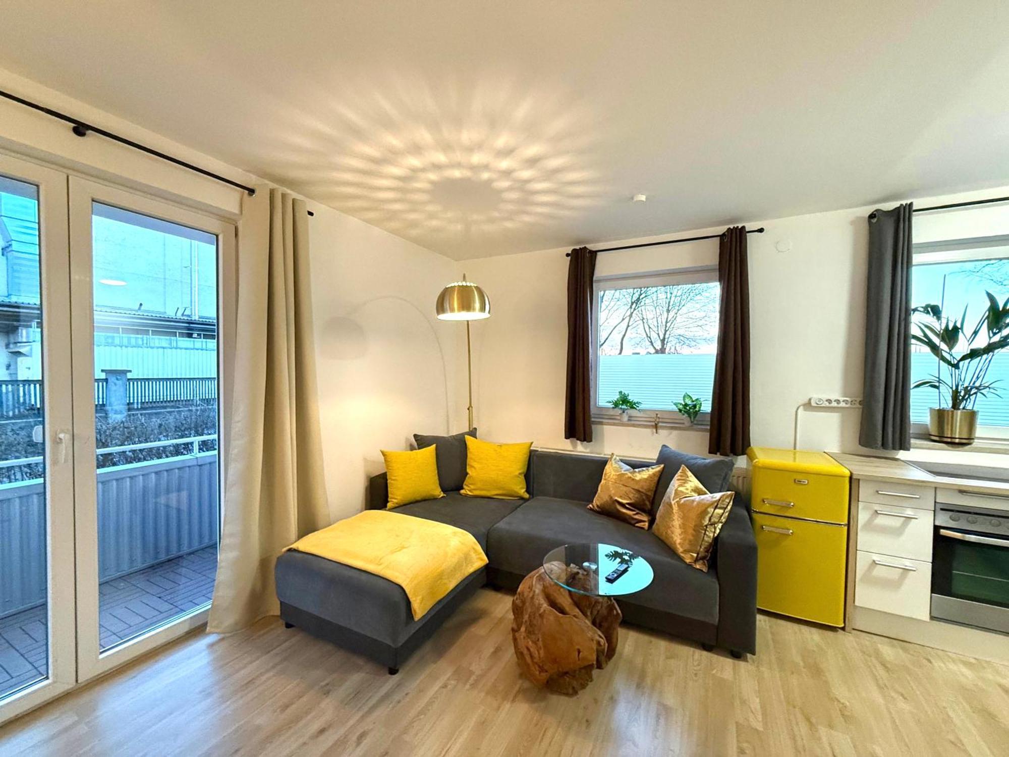 Yay - 65M2 Apartment Am Bahnhof - Smart Tv - Internet - Kaffee - Waschmaschine - Trockner Mühldorf Esterno foto